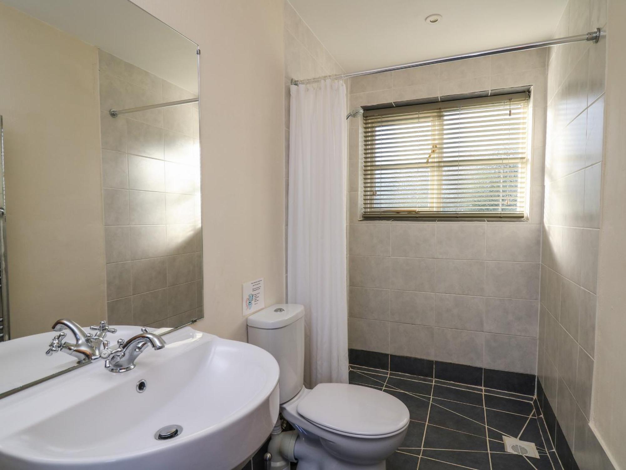 Villa Caely Llandrindod Wells Esterno foto